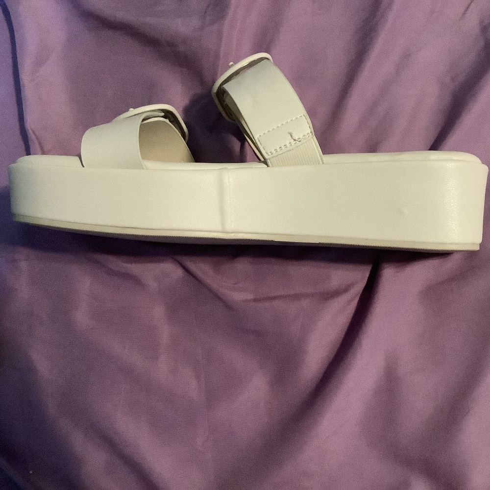 American Eagle Platform Sandals - image 3